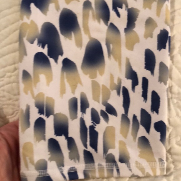 Alo Capri pant size M - Picture 2 of 3